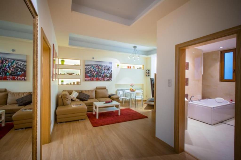 High Tech - Luxurious * Sofia